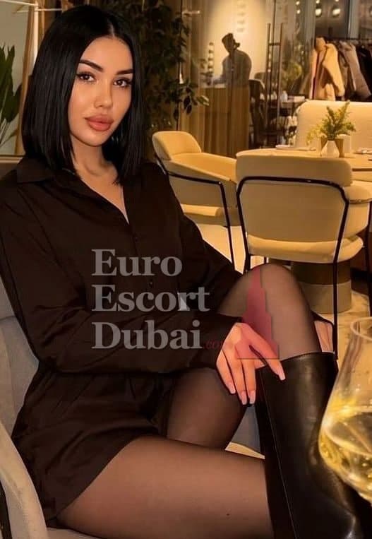 Togzhan, 19, escort in Dubai — 167 cm, black hair (photo 9 of 13)
