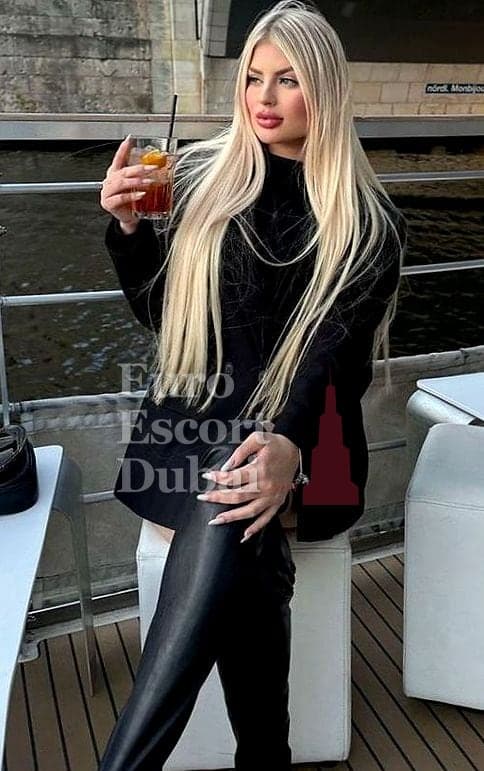 Ludovica, 23, escort in Dubai — blonde hair, British (photo 7 of 10)