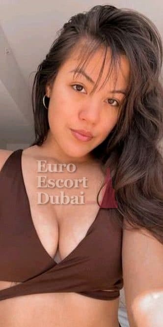 Jenny, 29, escort in Sharjah — Austrian, 169 cm (photo 2 of 4)