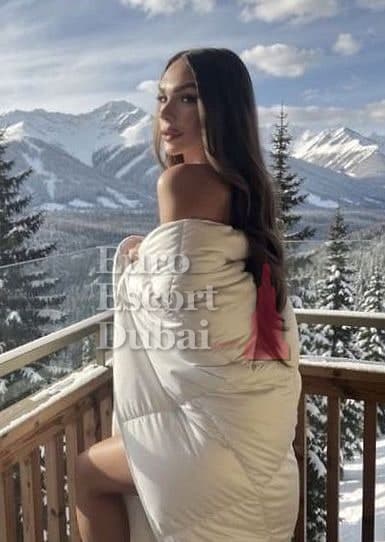 Romina, 34, escort in Dubai — brown hair, Brazilian (photo 7 of 9)