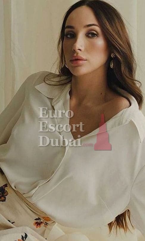 Genevieve Love, 23, escort in Dubai — 173 cm, brown hair (photo 6 of 10)