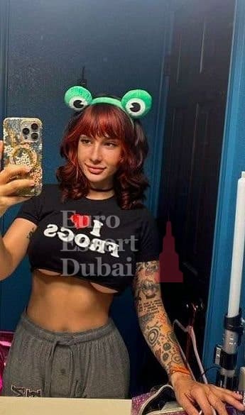 Oceane, 29, escort in Dubai — 172 cm, red hair (photo 9 of 10)
