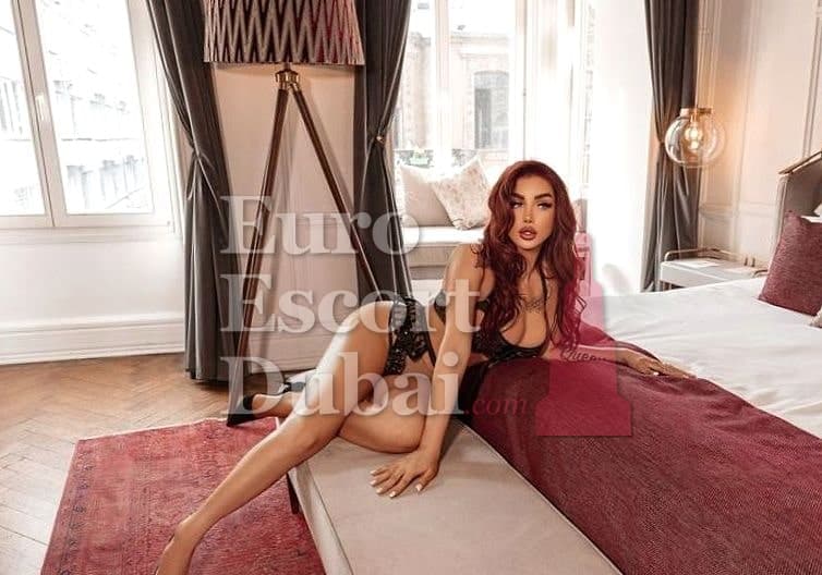 Adina, 22, escort in Dubai — 170 cm, red hair (photo 3 of 13)