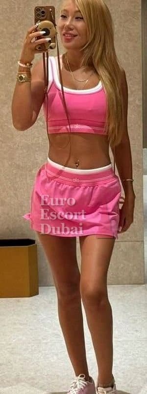Alua, 26, escort in Dubai — Kazakh, 164 cm (photo 5 of 13)