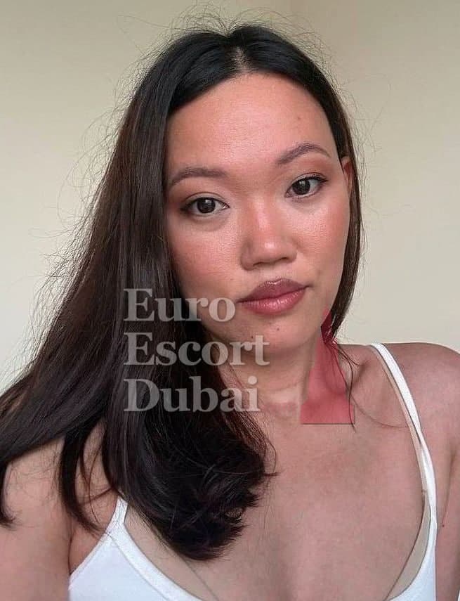 Wilma, 28, escort in Dubai — 168 cm, black hair (photo 4 of 13)
