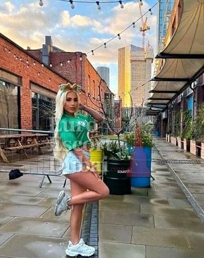 Maira, 20, escort in Dubai — blonde hair, Colombian (photo 7 of 8)