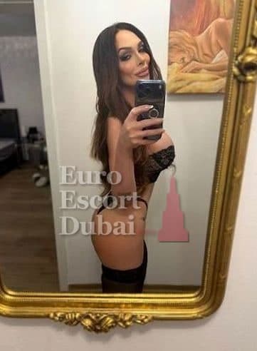 Romina, 34, escort in Dubai — 170 cm, brown hair (photo 3 of 9)