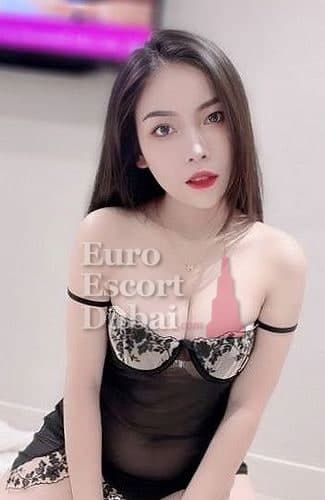 Hikari, 44, escort in Dubai — 159 cm, brown hair (photo 2 of 4)