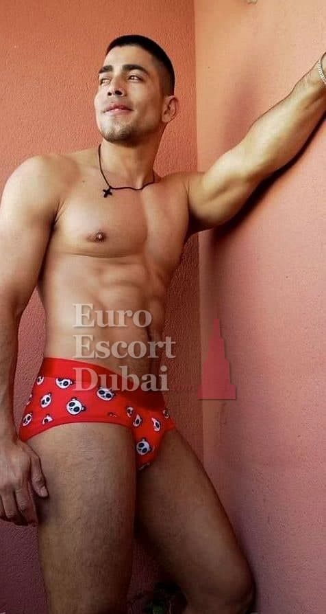 Kirill, 27, escort in Dubai — 178 cm, black hair (photo 12 of 13)