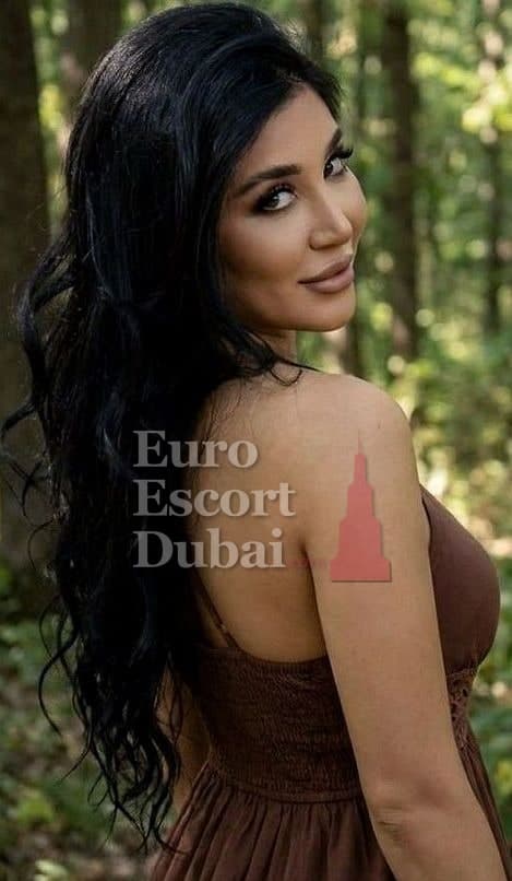 Saule, 22, escort in Dubai — Kazakh, 160 cm (photo 2 of 13)
