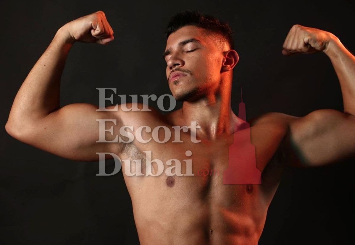 Idris, 25, escort in Dubai — black hair, 183 cm (photo 3 of 10)