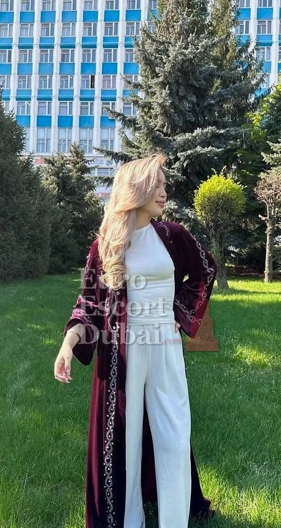 Anel, 19, escort in Dubai — brown hair, Kazakh (photo 13 of 13)