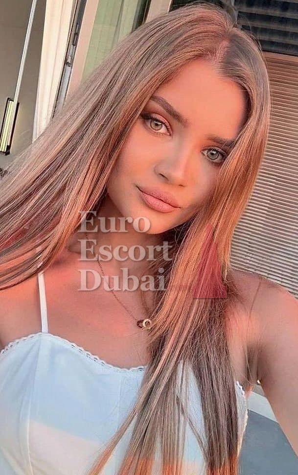Liliya, 22, escort in Abu Dhabi — Russian, 167 cm (photo 11 of 11)