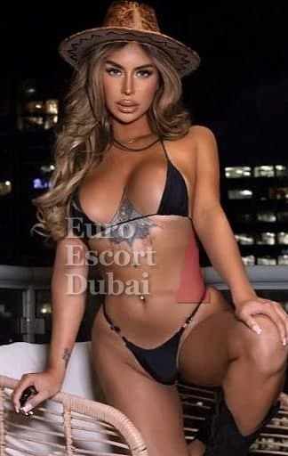 Lara, 27, escort in Dubai — 174 cm, blonde hair (photo 12 of 13)