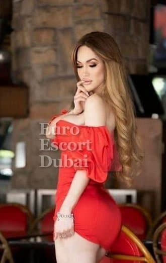 Lina, 26, escort in Dubai — blonde hair, Belarusian (photo 7 of 8)