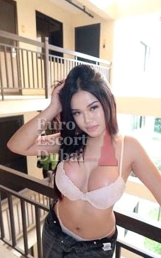 Farah, 21, escort in Dubai — 161 cm, black hair (photo 12 of 12)