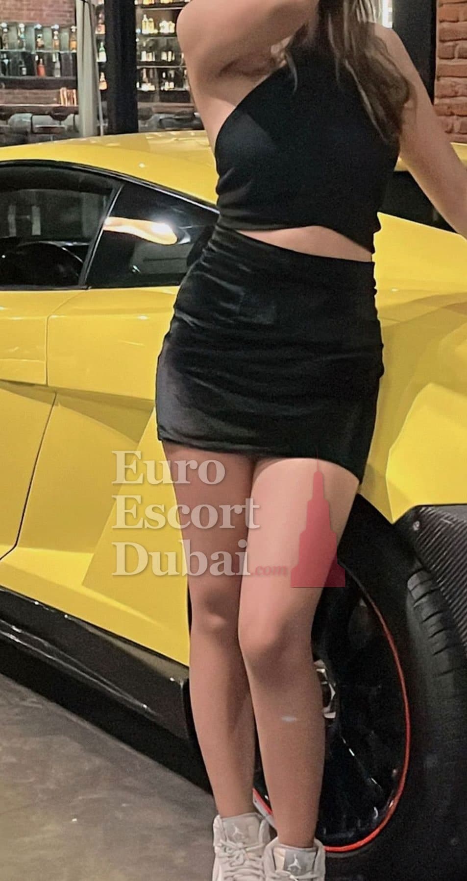 Grace, 25, escort in Dubai — Indonesian, 168 cm (photo 2 of 8)