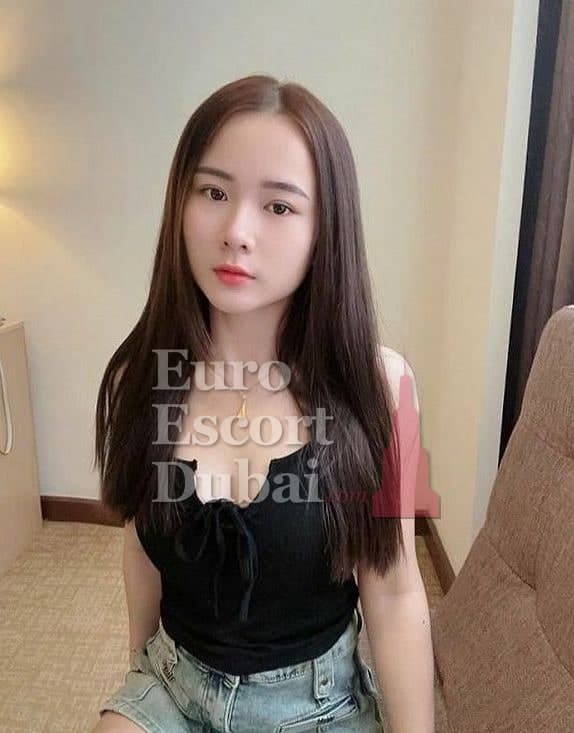 Nga, 26, escort in Abu Dhabi — black hair, Indonesian (photo 4 of 10)