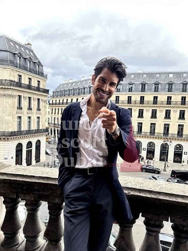 Sebastian, 26, escort in Ajman — black hair, 188 cm (photo 5 of 12)