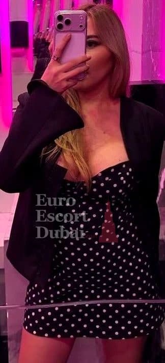 Dana, 25, escort in Dubai — Kazakh, 165 cm (photo 2 of 13)
