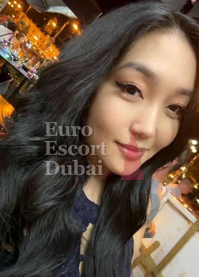 Zulfiya, 24, escort in Dubai — 167 cm, black hair (photo 9 of 13)