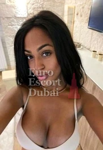 Ana, 23, escort in Dubai — black hair, Brazilian (photo 13 of 13)