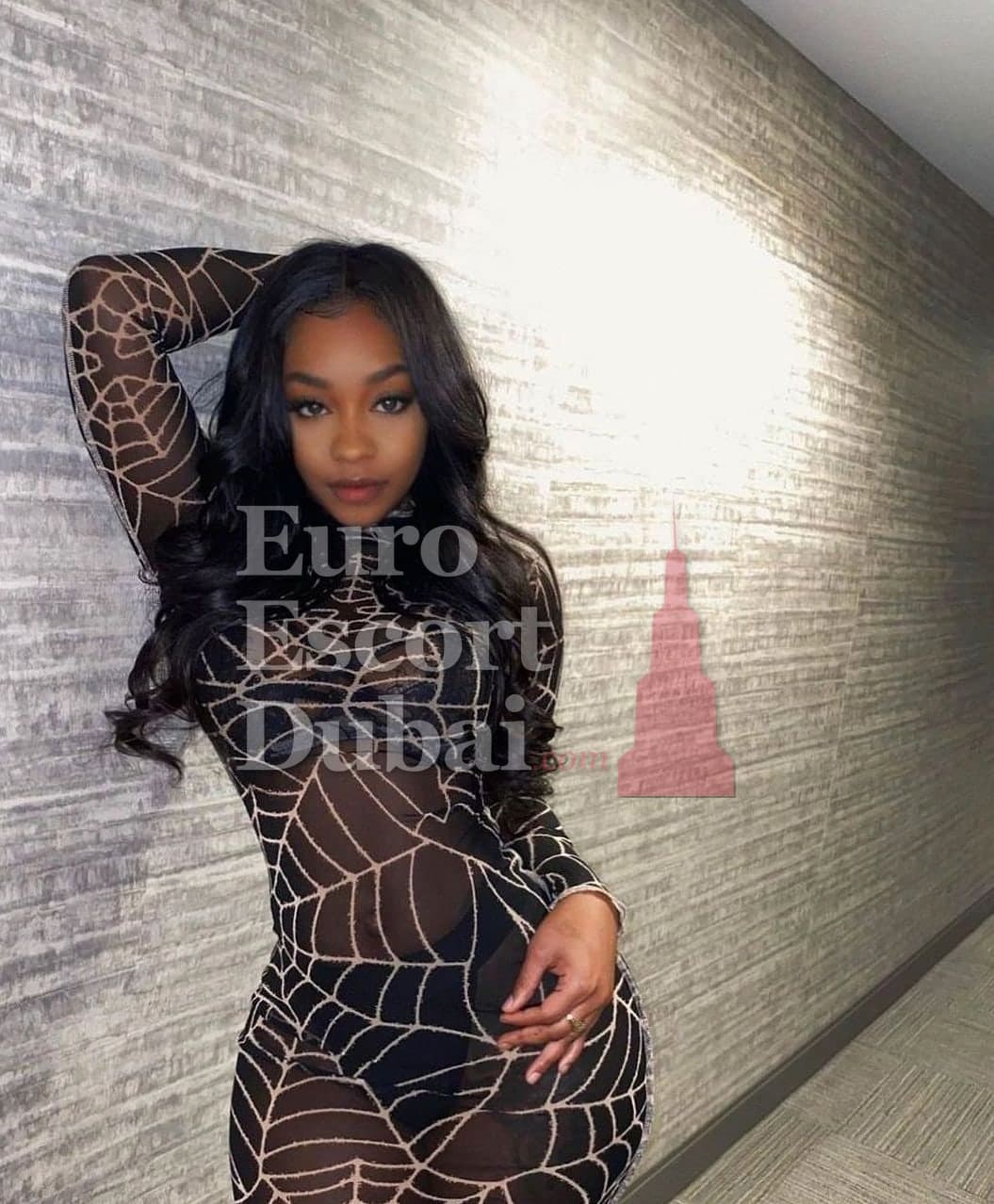 Raquel Ruby, 24, escort in Dubai — black hair, 168 cm (photo 3 of 4)