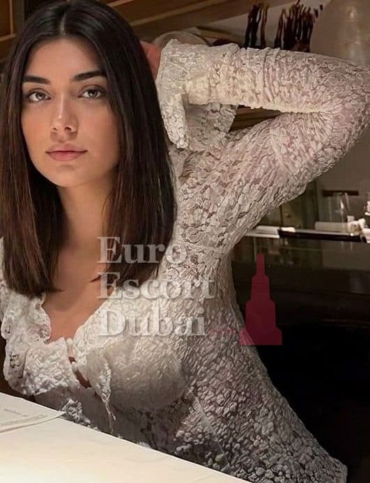 Irma, 25, escort in Dubai — brown hair, Belarusian (photo 10 of 13)
