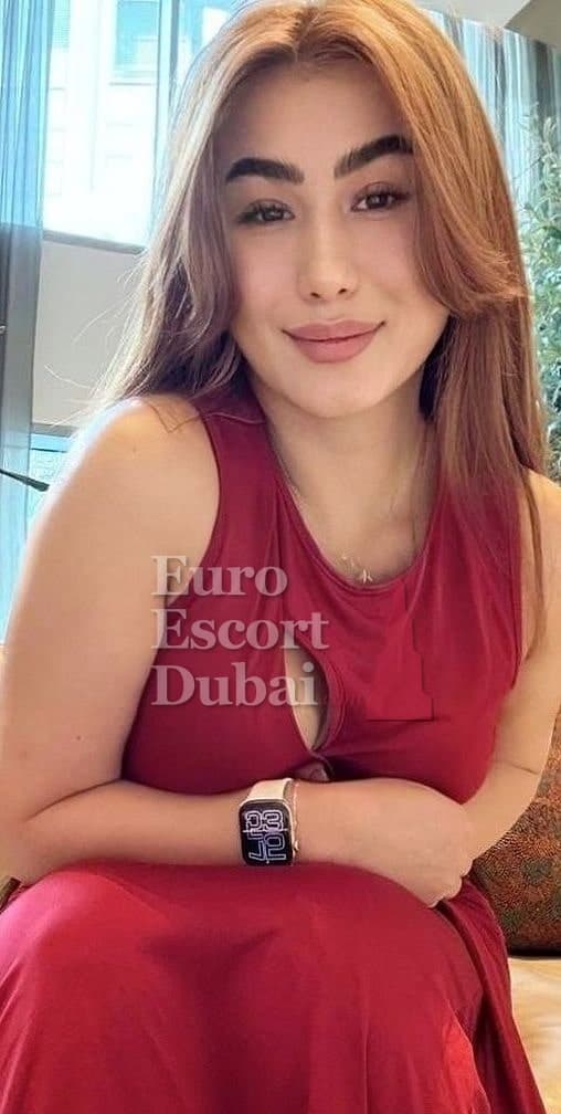 Zilola, 29, escort in Dubai — brown hair, Tajik (photo 1 of 13)