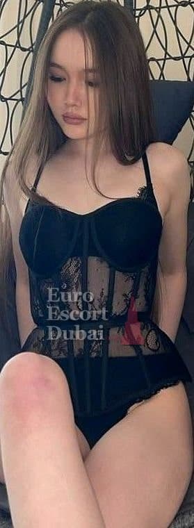 Munisa, 18, escort in Dubai — 167 cm, brown hair (photo 6 of 13)