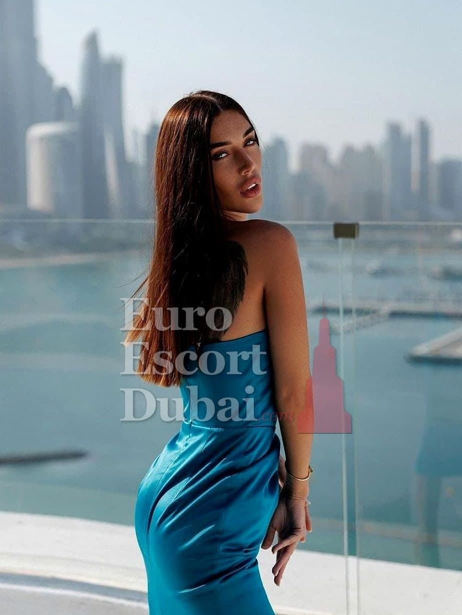 Jolene Faith, 26, escort in Dubai — black hair, 175 cm (photo 1 of 9)