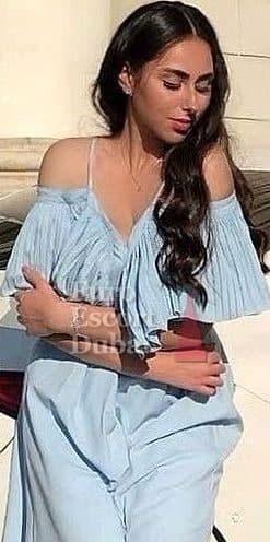 Yesenia, 24, escort in Dubai — 175 cm, black hair (photo 3 of 13)
