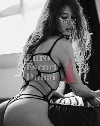 Vitoria, 26, escort in Dubai — brown hair, Brazilian (photo 7 of 13)