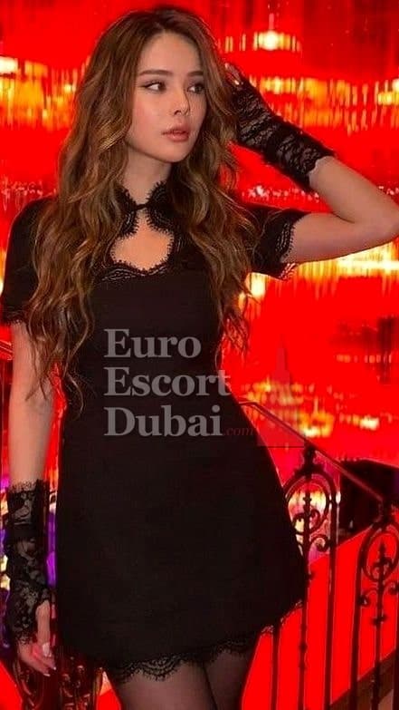 Dilara, 22, escort in Dubai — Kazakh, 170 cm (photo 11 of 13)
