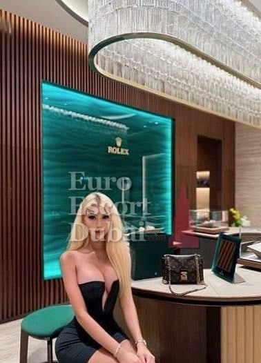 Rin, 22, escort in Al Ain — Chinese, 164 cm (photo 2 of 13)