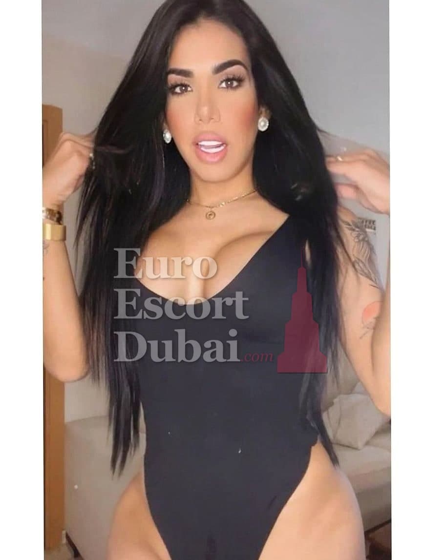 Maja, 29, escort in Al Ain — 172 cm, black hair (photo 6 of 6)