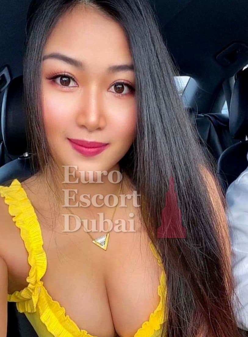 Pensri, 26, escort in Dubai — blonde hair, 167 cm (photo 5 of 5)