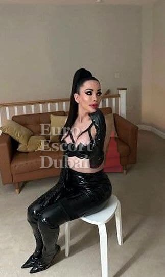 Marisa, 28, escort in Dubai — black hair, Brazilian (photo 13 of 13)
