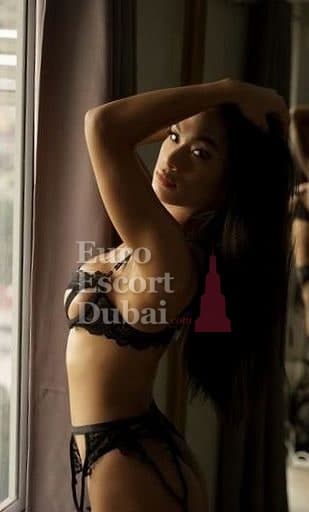 Seoyeon, 25, escort in Dubai — 167 cm, black hair (photo 12 of 13)