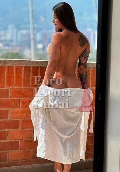 Tomoko, 26, escort in Dubai — 162 cm, black hair (photo 3 of 5)