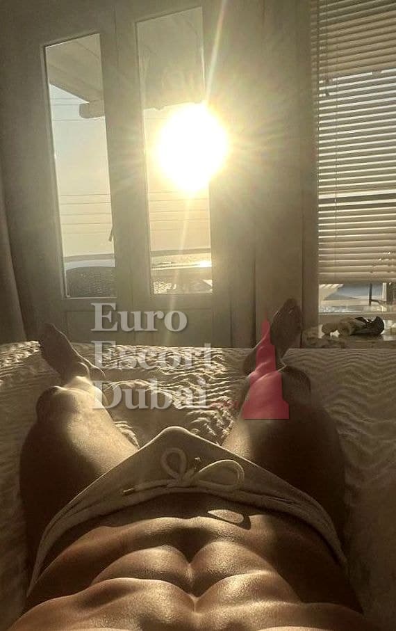 Paul, 22, escort in Dubai — 170 cm, black hair (photo 12 of 13)