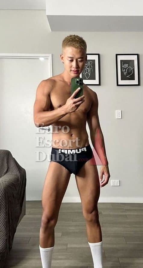 Tai, 24, escort in Dubai — 173 cm, black hair (photo 8 of 8)