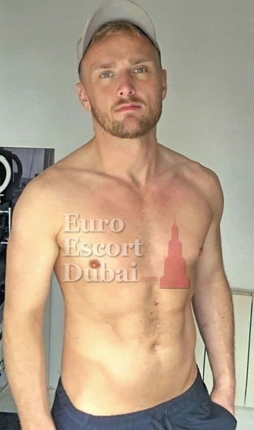 Remi, 32, escort in Sharjah — blonde hair, 180 cm (photo 11 of 11)
