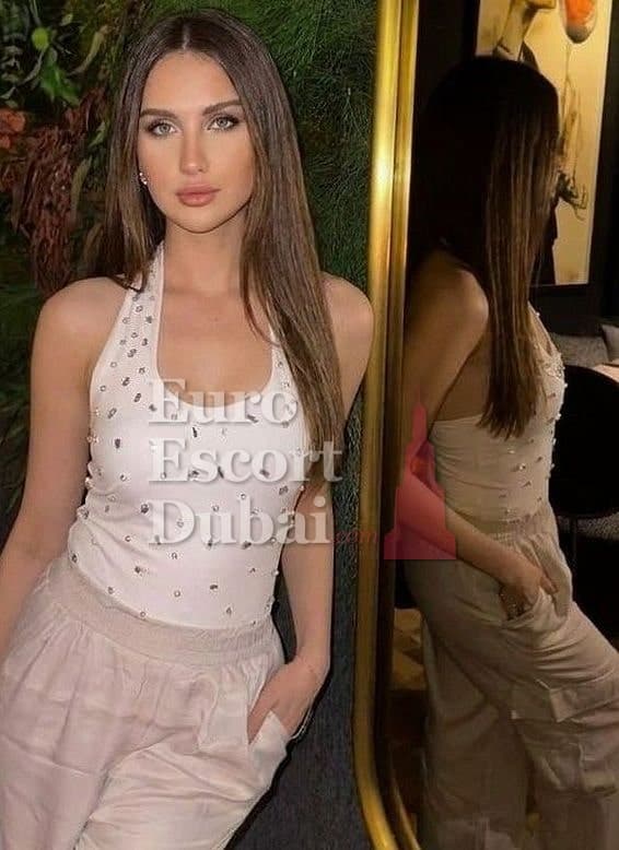 Ayana, 23, escort in Dubai — brown hair, Kazakh (photo 7 of 13)