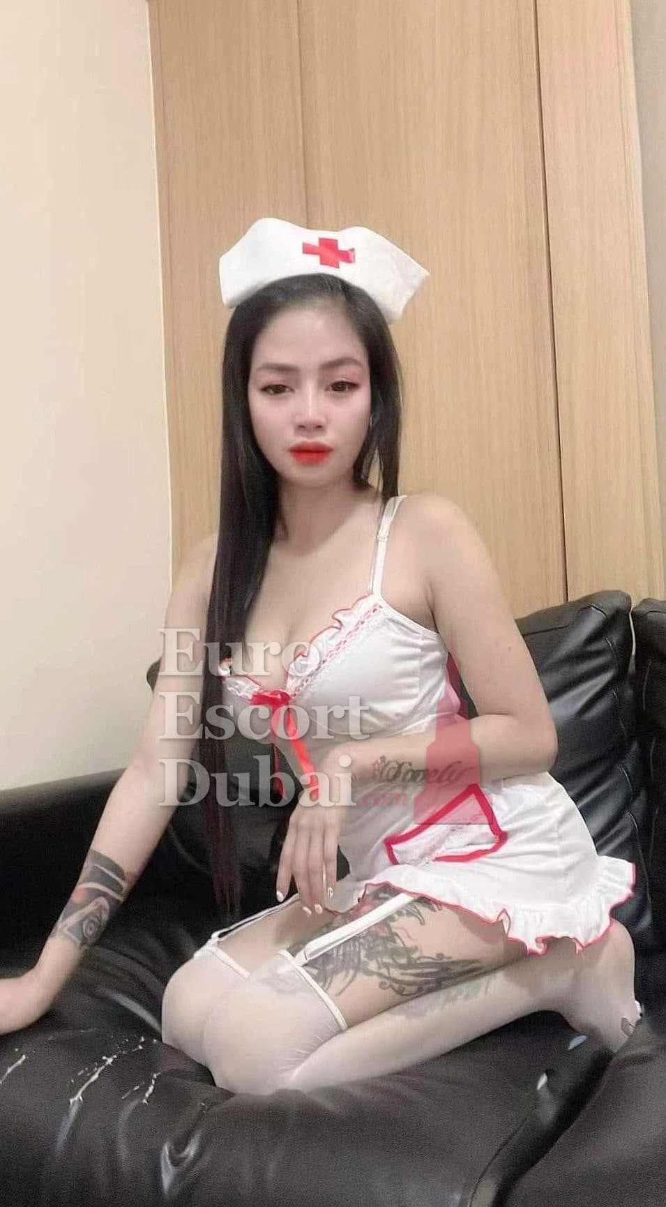 Angel, 25, escort in Fujairah — brown hair, 165 cm (photo 5 of 6)