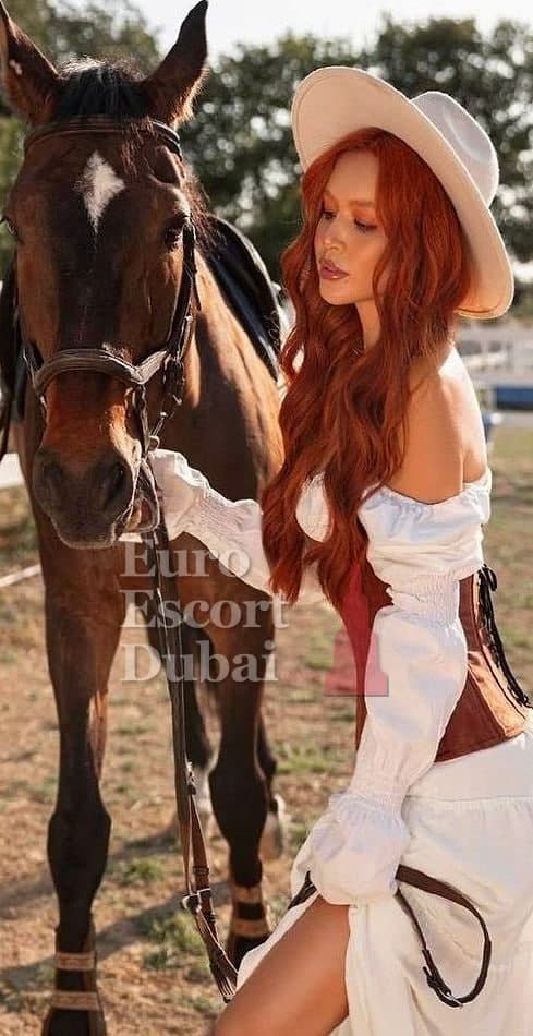 Diyora, 28, escort in Dubai — Kazakh, 170 cm (photo 2 of 13)