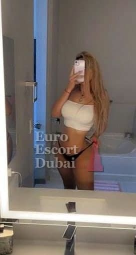 Celia Rose, 23, escort in Dubai — 170 cm, blonde hair (photo 9 of 13)