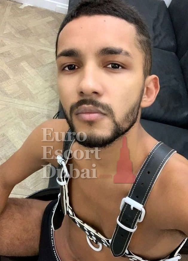 Omar, 27, escort in Dubai — black hair, 178 cm (photo 1 of 7)
