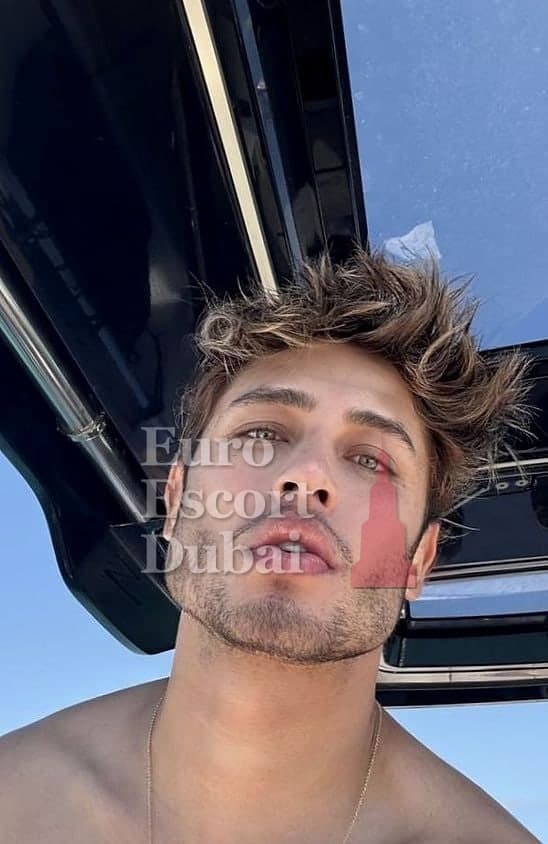 Rashid, 24, escort in Dubai — brown hair, 180 cm (photo 1 of 7)