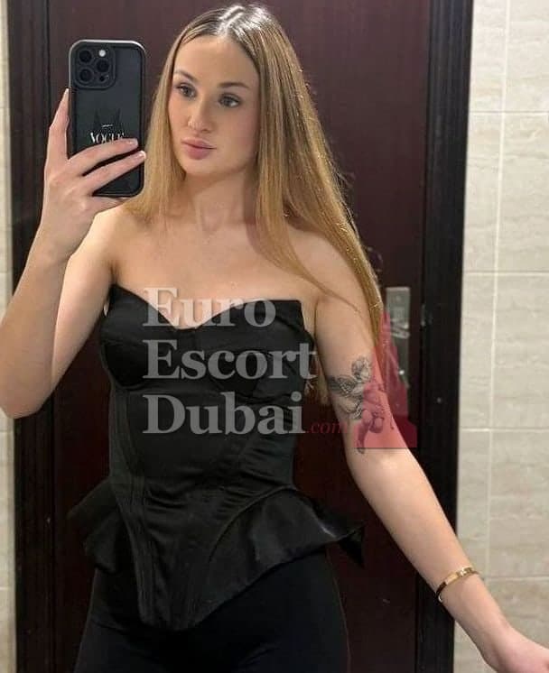 Aigul, 23, escort in Dubai — 168 cm, brown hair (photo 9 of 13)